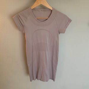 Womens swiftly tech tee